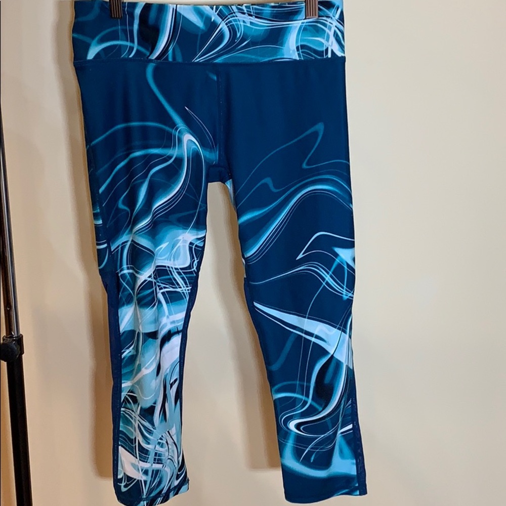 FABLETICS 7/8 leggings electrified teal sz sml